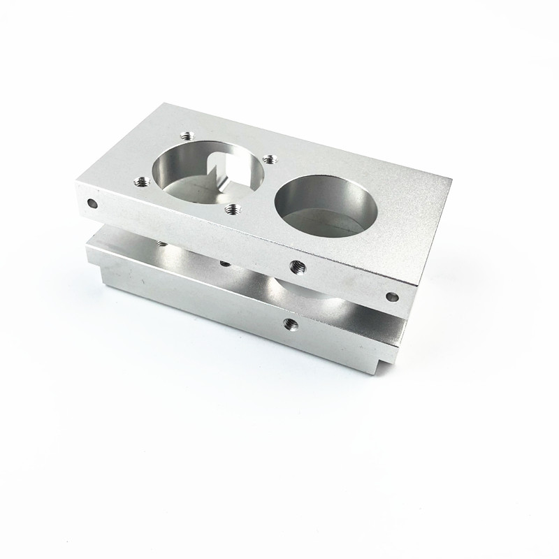 Réitigh Auto Precision Aluminum Die Páirteanna Auto Saincheaptha